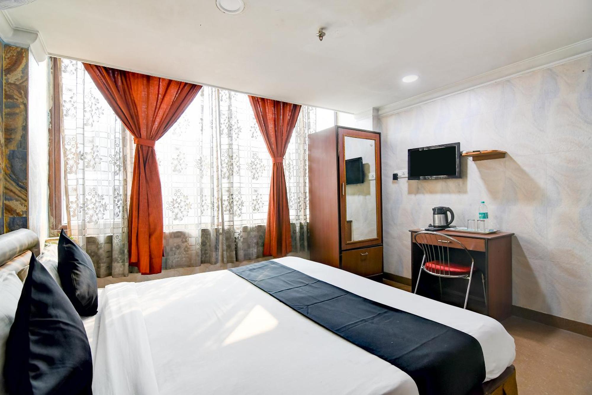 Brill Raj Palace Near City Centre 2 Колката Екстериор снимка