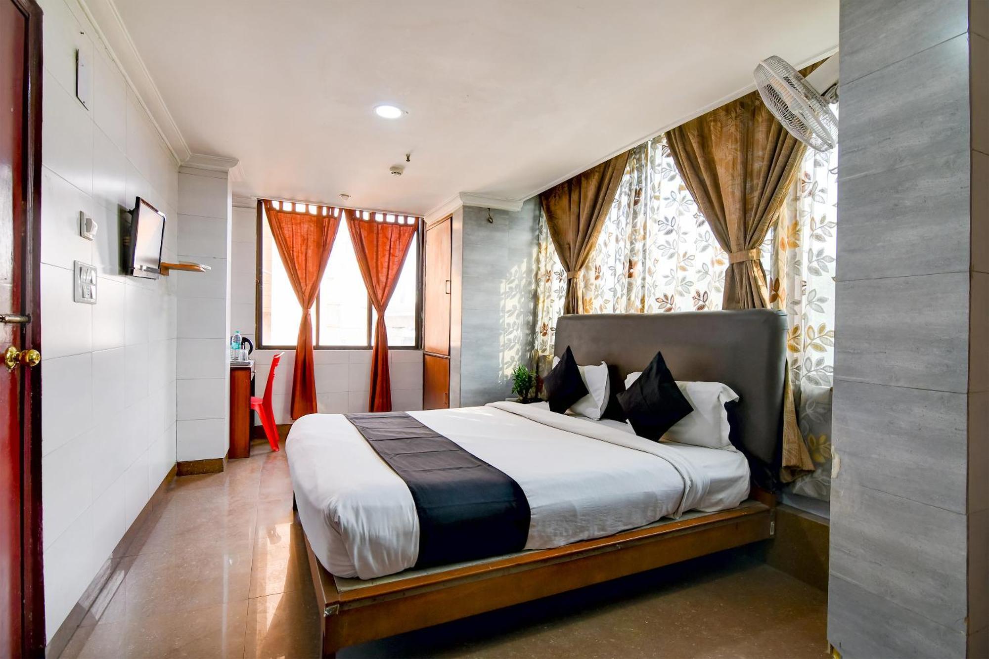 Brill Raj Palace Near City Centre 2 Колката Екстериор снимка