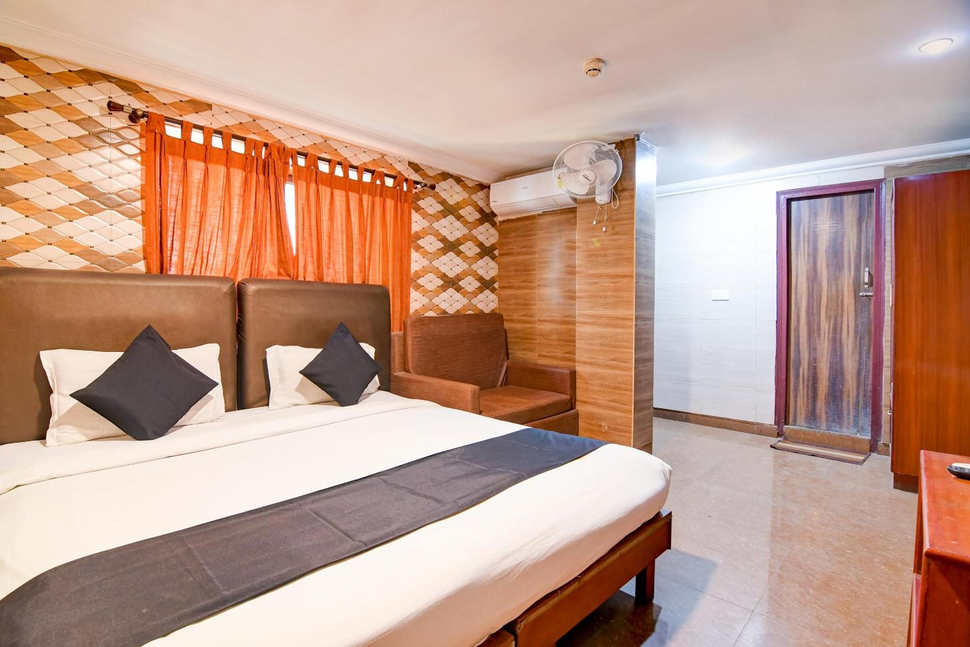 Brill Raj Palace Near City Centre 2 Колката Екстериор снимка